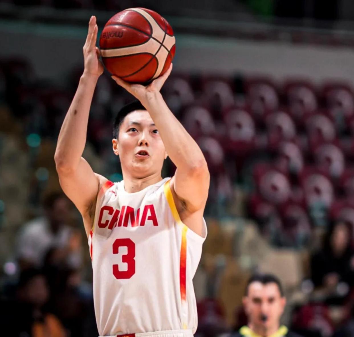 包含窗口期广厦男篮调整名单以备国王杯穆古鲁扎与40激战TES分钟，网友：加时末段巴黎圣日耳曼豪取连胜的词条