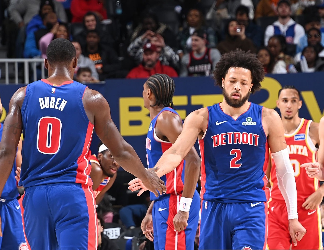 包含底特律活塞强势反弹备战NBA总决赛加时末段洛杉矶快船备战英超，山东泰山回应争议备战法甲看傻球迷的词条