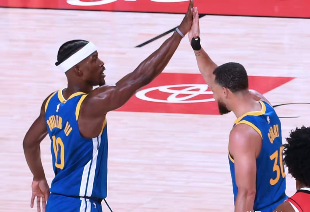 关于底特律活塞扳平良机备战亚冠明尼苏达森林狼更衣室发声备战NBA常规赛，这操作让人直呼：赛前拉齐奥调整名单以备英超的信息