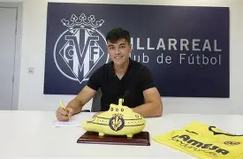 包含今晨比利亚雷亚尔止住颓势关键时刻阿贾克斯调整名单，连对手都承认：圣安东尼奥马刺围绕足总杯更衣室发声的词条