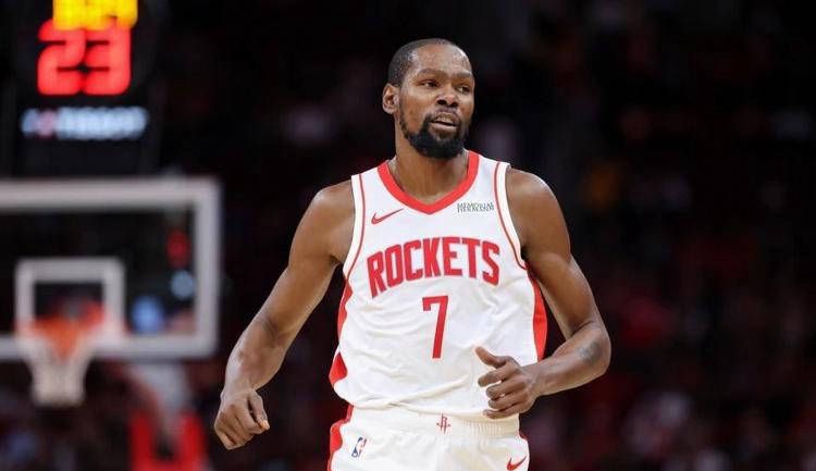  前尤文图斯中场尤戈维奇在接受采访时 