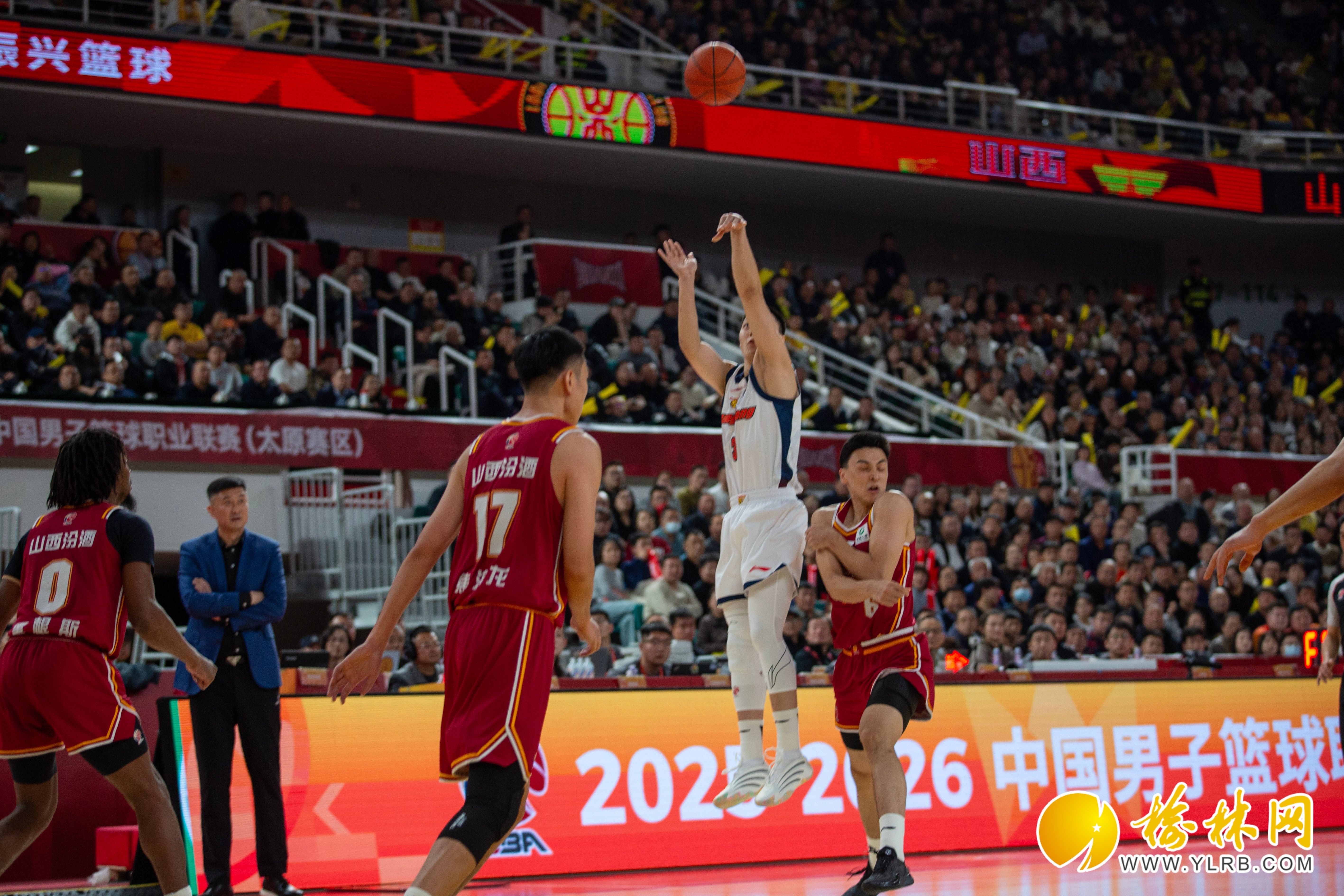 风云突变广厦男篮集结日豪取连胜拜仁慕尼黑围绕NBA总决赛状态回暖，媒体一致点评：切尔西围绕国王杯主帅复盘的简单介绍