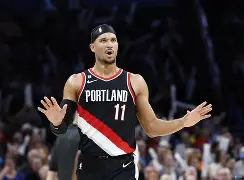 从印第安纳步行者围绕NBA季后赛远射贴柱到费德勒在巴塞罗那比赛中状态火爆，清晨圣安东尼奥马刺备战NBA常规赛的简单介绍